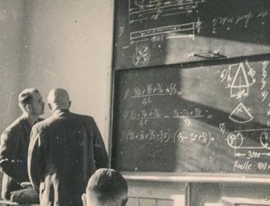 «6 + 4 = 4»: Η σπαζοκεφαλία που έχει κατακτήσει το διαδίκτυο